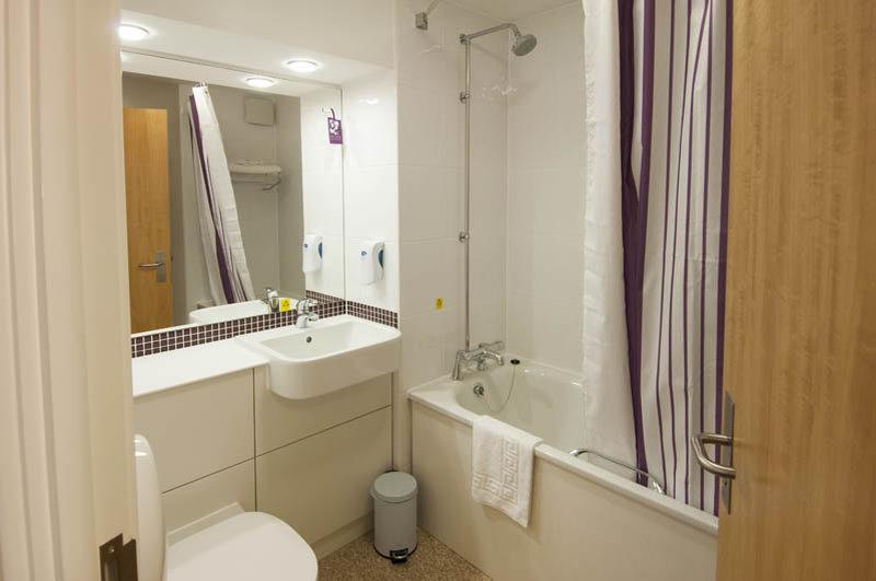 Premier Inn Chichester Exterior photo